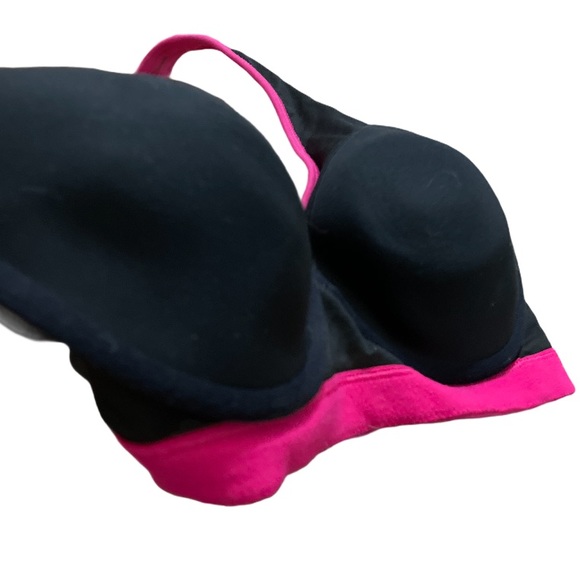 Victoria Secret VSX Racerback sports bra - Picture 7 of 7